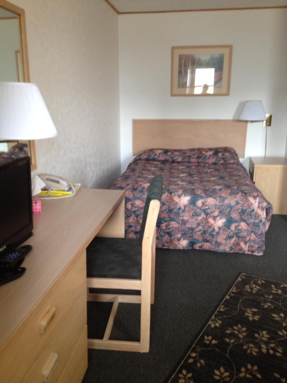 Winkys Motel Estevan 外观 照片