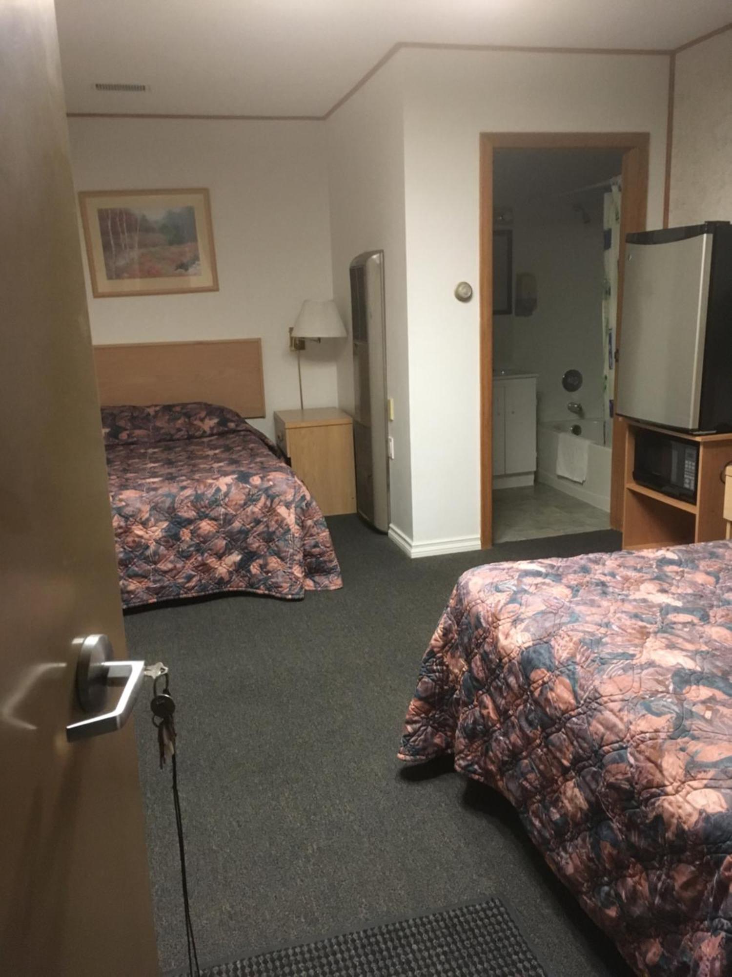 Winkys Motel Estevan 外观 照片